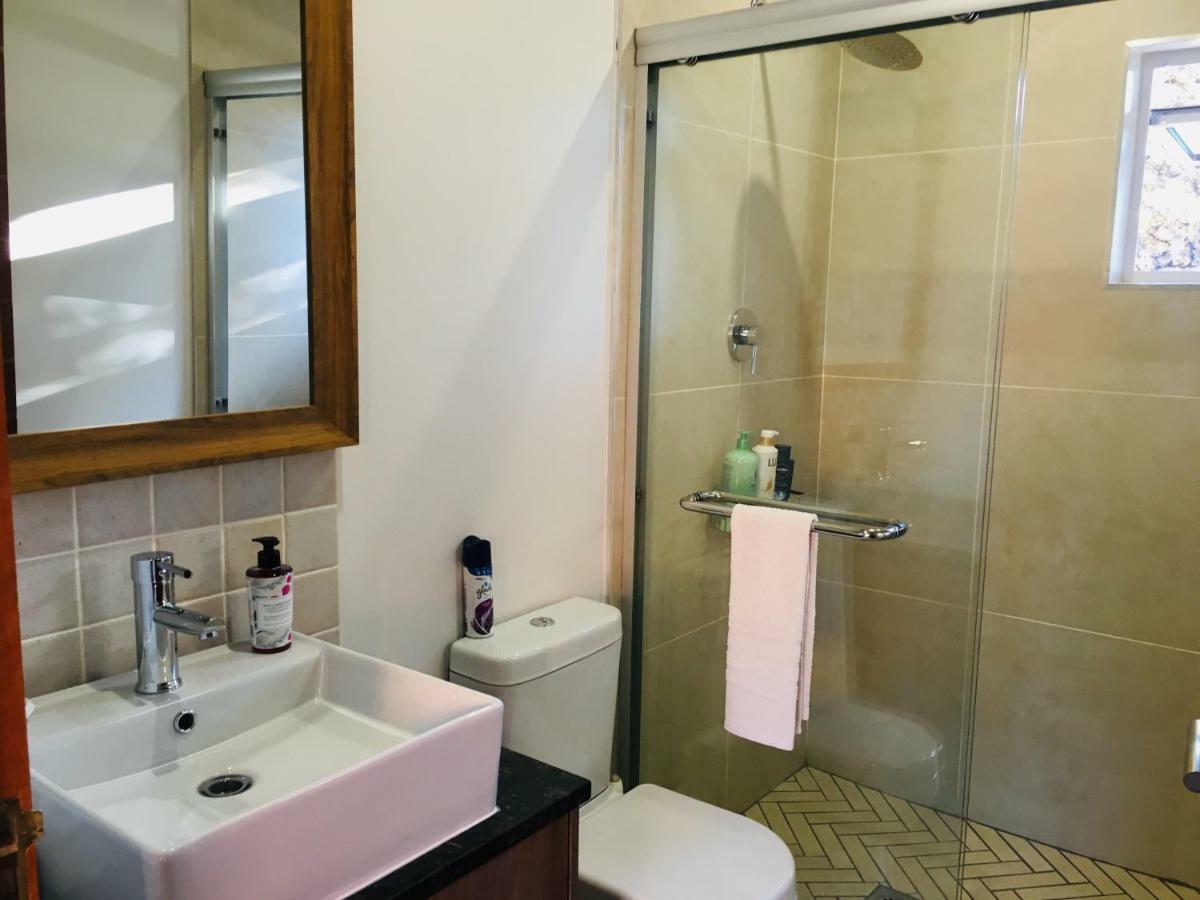 Kilkenny Cottages 2 Bedroom Unit Γιοχάνεσμπουργκ Εξωτερικό φωτογραφία
